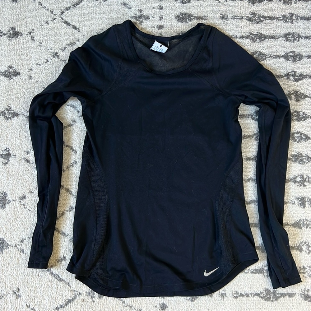Nike dri fit long sleeve shirt